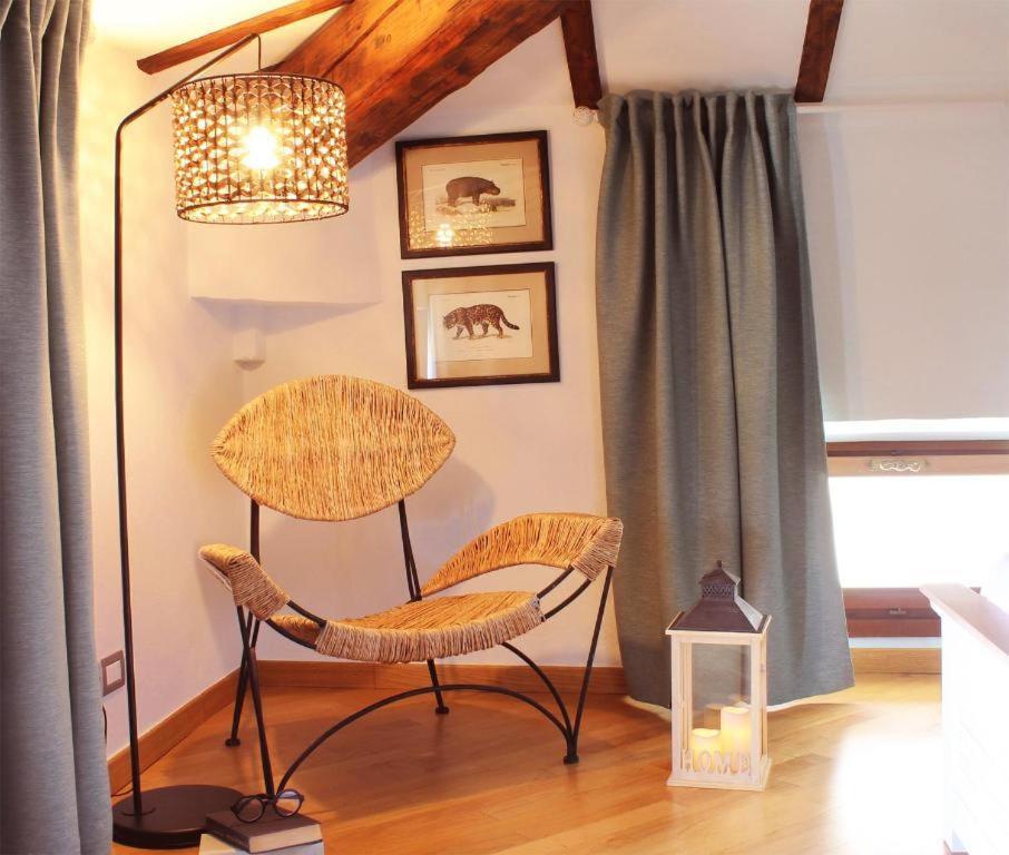 Accanto Al Centro B&B Prato  Exteriör bild