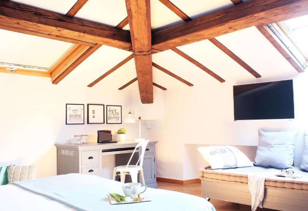 Accanto Al Centro B&B Prato  Exteriör bild