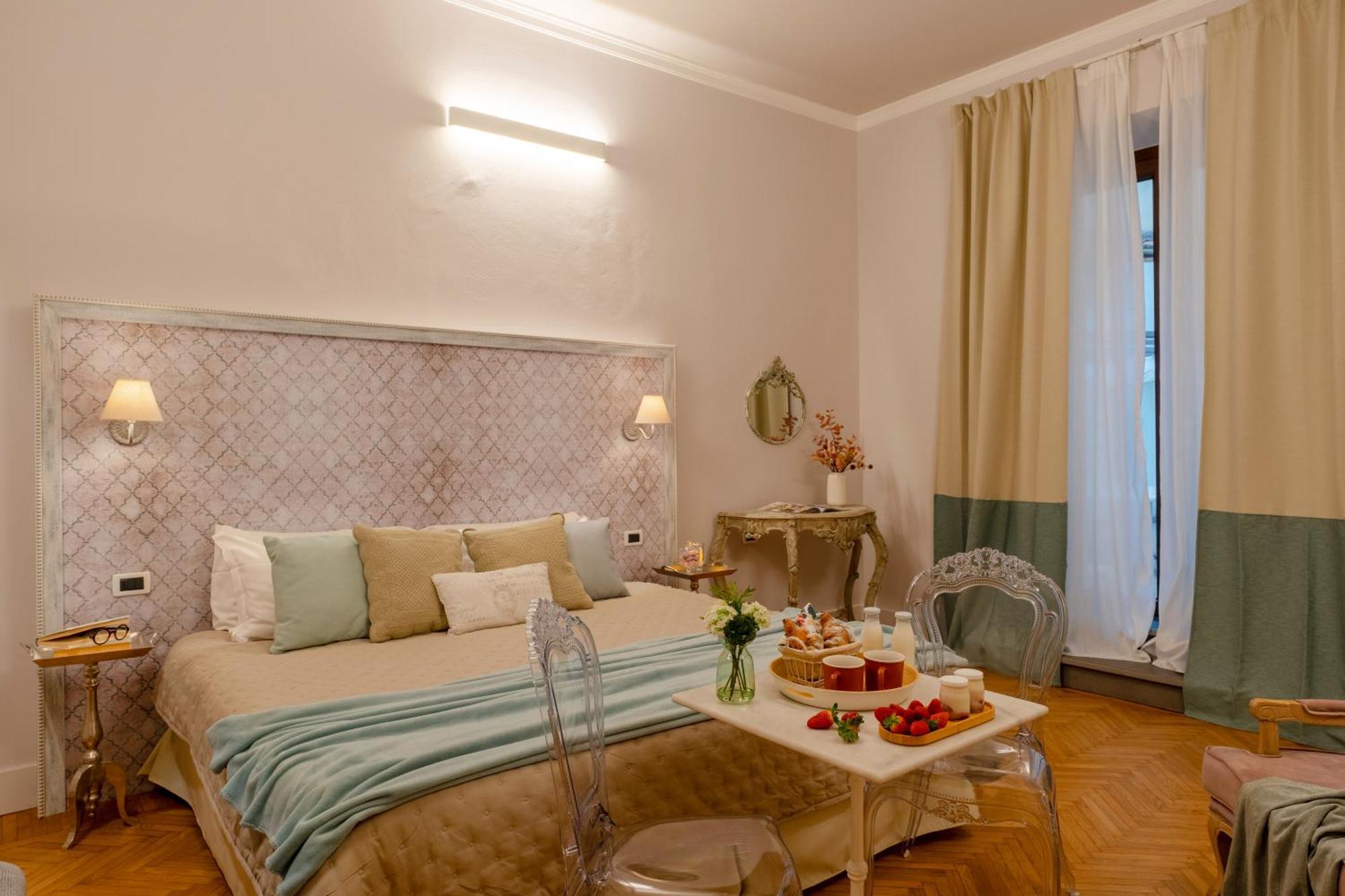 Accanto Al Centro B&B Prato  Exteriör bild